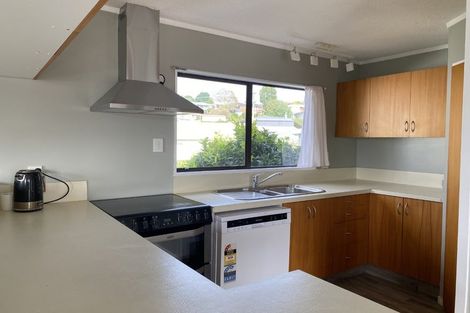 Photo of property in 32 Bellevue Road, Brookfield, Tauranga, 3110