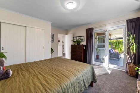 Photo of property in 20 Patterson Road, Hurworth, New Plymouth, 4371