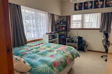 Photo of property in 121 Onepu Road, Lyall Bay, Wellington, 6022