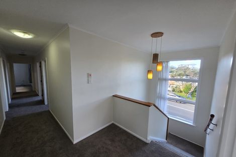 Photo of property in 94 Amapur Drive, Ngaio, Wellington, 6035