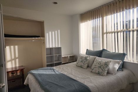 Photo of property in Terrace Tower Apartments, 6e/126 The Terrace, Wellington Central, Wellington, 6011