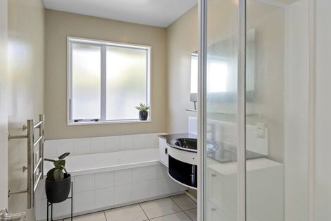 Photo of property in 19 Innisfree Place, Northwood, Christchurch, 8051