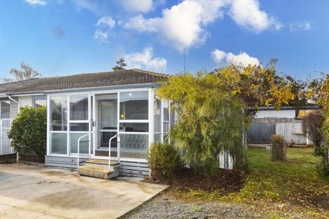 Photo of property in 2/136 Wainoni Road, Avondale, Christchurch, 8061
