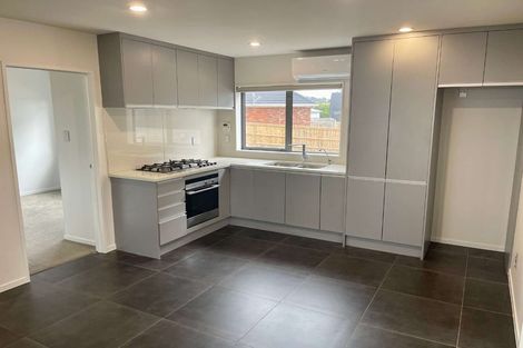 Photo of property in 43 Renata Crescent, Te Atatu Peninsula, Auckland, 0610