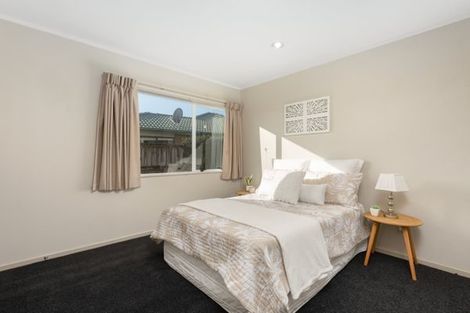 Photo of property in 18 Ocean Crest, Papamoa Beach, Papamoa, 3118