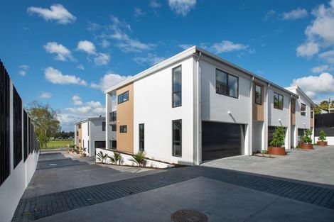 Photo of property in 1 Memorial Way, Tauranga, 3110