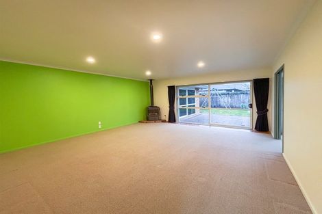 Photo of property in 15 Roderick Place, Rototuna, Hamilton, 3210