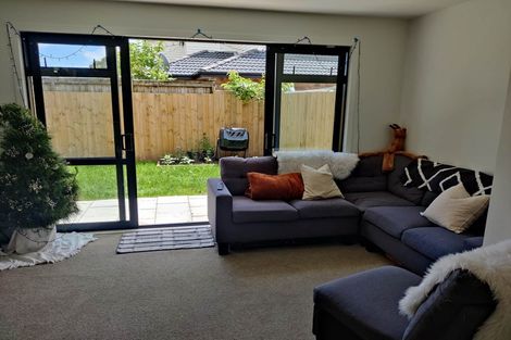 Photo of property in 7/18 Graham Avenue, Te Atatu Peninsula, Auckland, 0610