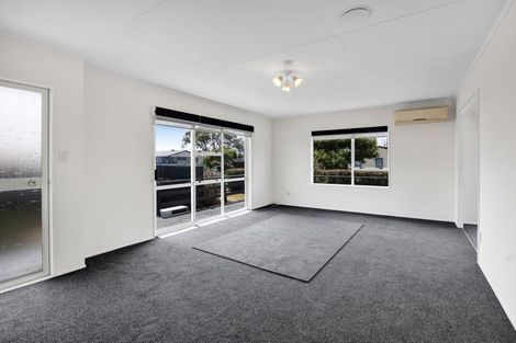 Photo of property in 6 Manuka Place, Hawera, 4610