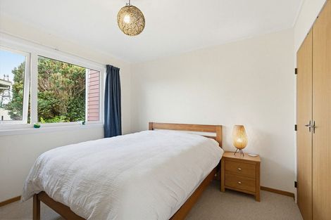 Photo of property in 5b Oldham Way, Crofton Downs, Wellington, 6035