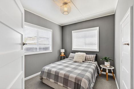 Photo of property in 17 Gallipoli Road, Onekawa, Napier, 4110