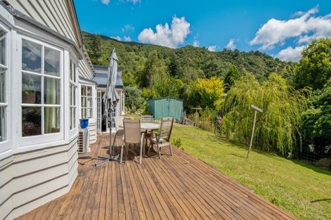 Photo of property in 13 Main Rd Havelock, Havelock, 7100