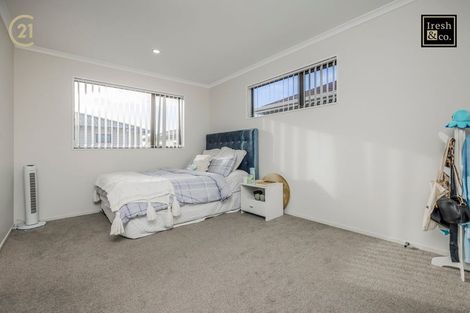 Photo of property in 56b Cambridge Terrace, Papatoetoe, Auckland, 2025