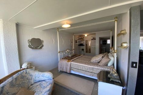 Photo of property in 40 Maunganui Road, Mount Maunganui, 3116