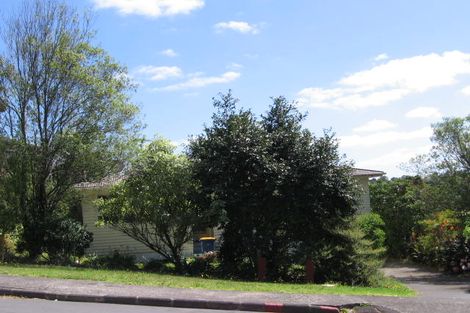 Photo of property in 12 Castleton Street, Birkdale, Auckland, 0626
