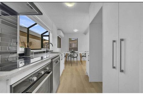 Photo of property in 2/40 Rosella Road, Mangere East, Auckland, 2024