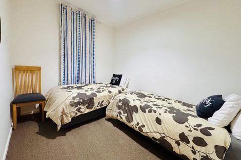 Photo of property in 11a Kitchener Square, Highfield, Timaru, 7910