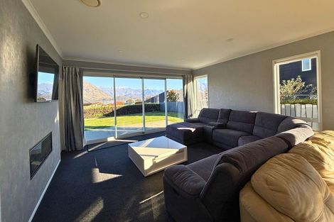 Photo of property in 71 Rata Street, Wanaka, 9305
