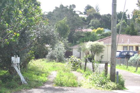 Photo of property in 62 Woodside Road, Massey, Auckland, 0614