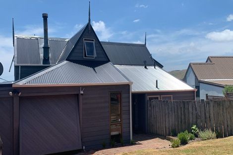 Photo of property in 48 Leeward Drive, Whitby, Porirua, 5024