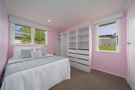 Photo of property in 91 Rangituhi Crescent, Takapuwahia, Porirua, 5022