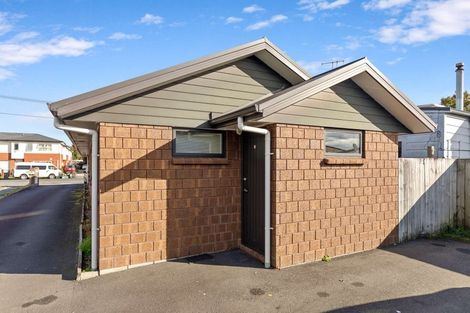 Photo of property in 13u2 Lyon Street, Frankton, Hamilton, 3204