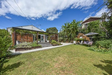 Photo of property in 100 Macfarlane Street, Hamilton East, Hamilton, 3216