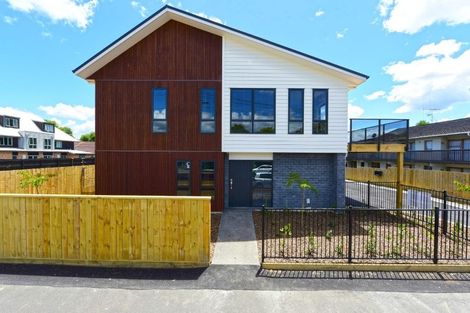 Photo of property in 47u2 Cook Street, Hamilton East, Hamilton, 3216