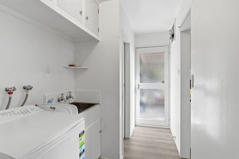 Photo of property in 2/1 Karnak Crescent, Russley, Christchurch, 8042