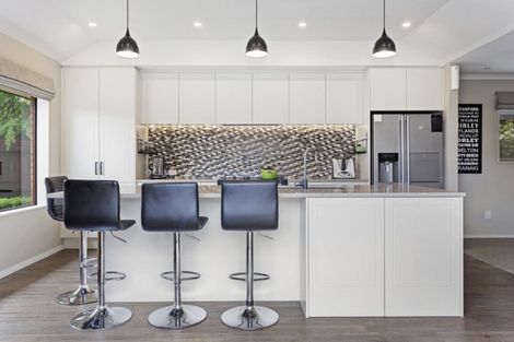 Photo of property in 254 Kingsbury Avenue, Rangiora, 7400