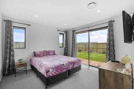 Photo of property in 8 Coach Way, Rolleston, 7614