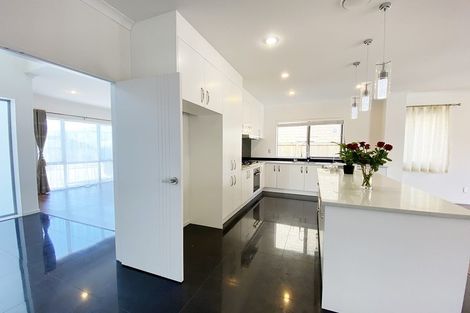 Photo of property in 68 Castlederg Drive, Flat Bush, Auckland, 2019