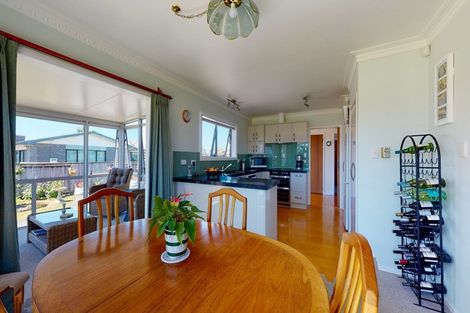 Photo of property in 39 Hayward Road, Ngatea, 3503