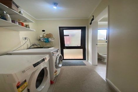 Photo of property in 207a Whites Line East, Waiwhetu, Lower Hutt, 5010
