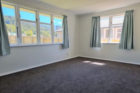 Photo of property in 6 Karaka Street, Wainuiomata, Lower Hutt, 5014