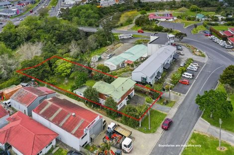 Photo of property in 4 Blanc Road, Silverdale, 0932