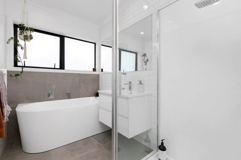 Photo of property in 61 Simpson Road, Papamoa Beach, Papamoa, 3118