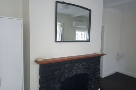 Photo of property in 135 Wallace Street, Mount Cook, Wellington, 6021