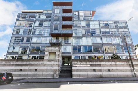 Photo of property in St Pauls Apartments, 89/43u Mulgrave Street, Thorndon, Wellington, 6011