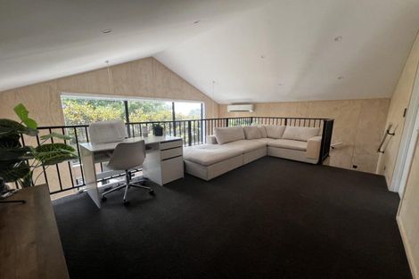 Photo of property in 16 Peace Avenue, Moturoa, New Plymouth, 4310