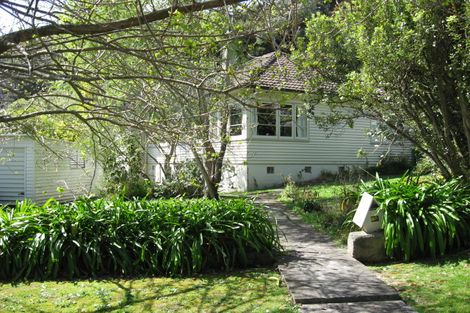Photo of property in 85 Norton Park Grove, Waterloo, Lower Hutt, 5011