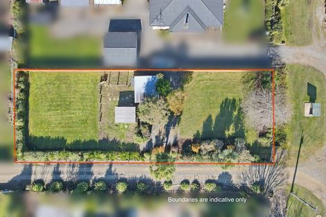 Photo of property in 49 Old Main Road North, Leithfield, Amberley, 7481