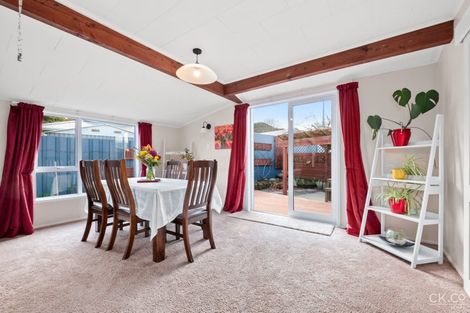 Photo of property in 22 Denver Grove, Totara Park, Upper Hutt, 5018