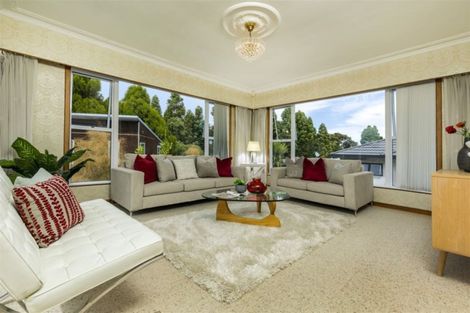 Photo of property in 77 Colwill Road, Massey, Auckland, 0614
