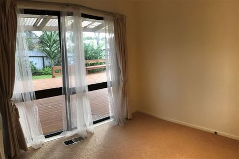 Photo of property in 8a Croydon Road, New Lynn, Auckland, 0600