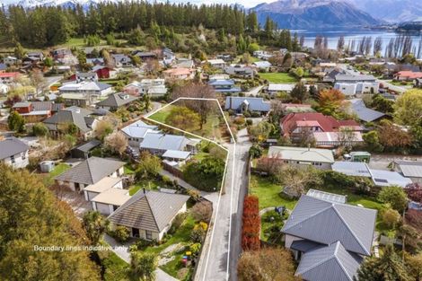 Photo of property in 18 Heuchan Lane, Wanaka, 9305
