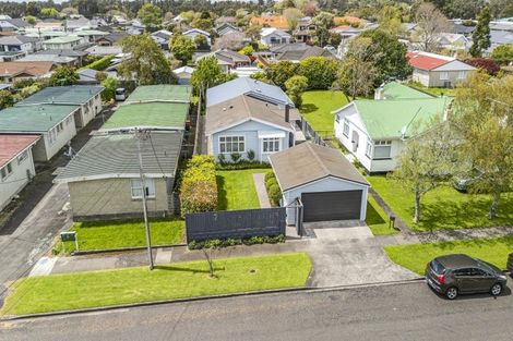 Photo of property in 33 Ballance Street, Lower Vogeltown, New Plymouth, 4310