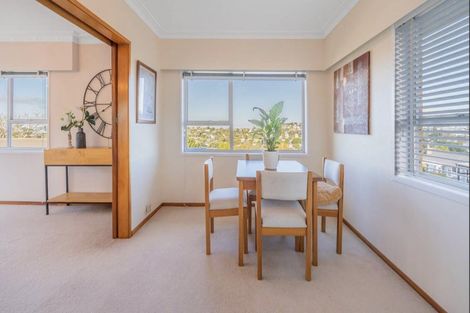 Photo of property in 118 Eban Avenue, Hillcrest, Auckland, 0627