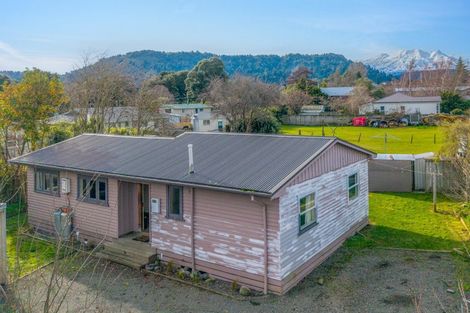 Photo of property in 89a Goldfinch Street, Ohakune, 4625