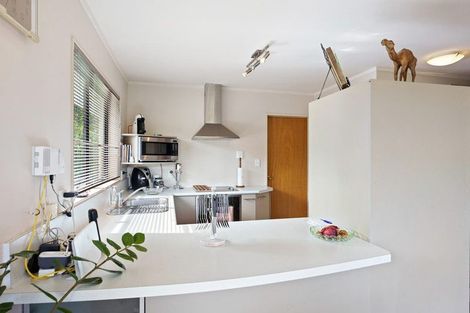 Photo of property in 28 Weggery Drive, Waikanae Beach, Waikanae, 5036